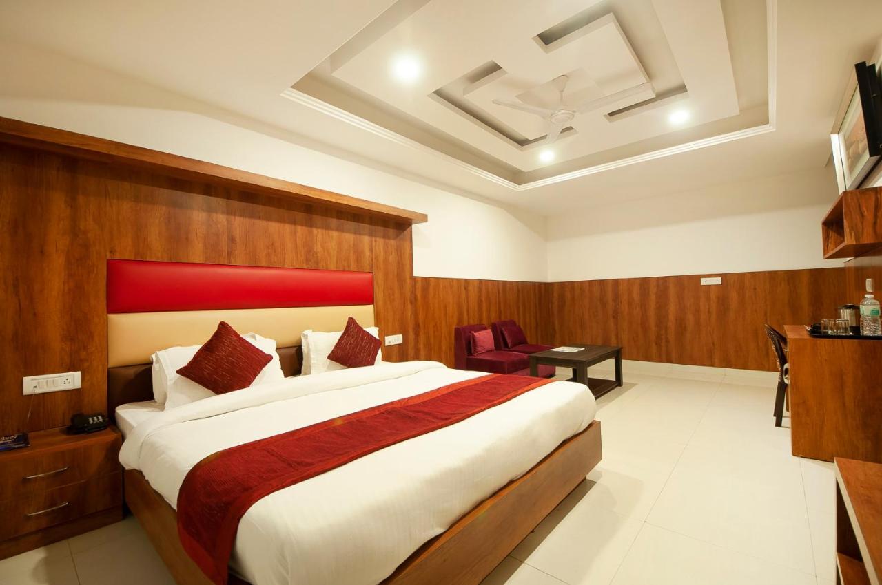 Hotel Sm Suits Near Delhi Airport-Unit By Grand Urban Luxury Nova Deli Exterior foto