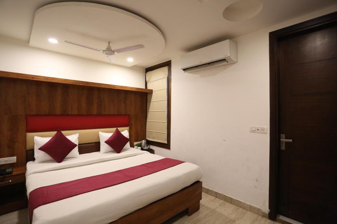Hotel Sm Suits Near Delhi Airport-Unit By Grand Urban Luxury Nova Deli Exterior foto