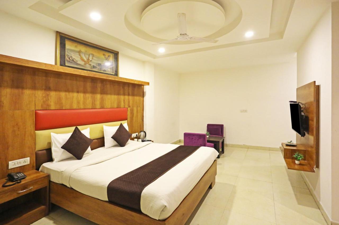 Hotel Sm Suits Near Delhi Airport-Unit By Grand Urban Luxury Nova Deli Exterior foto