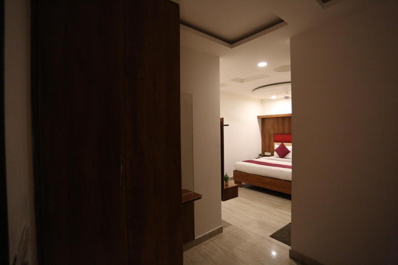 Hotel Sm Suits Near Delhi Airport-Unit By Grand Urban Luxury Nova Deli Exterior foto