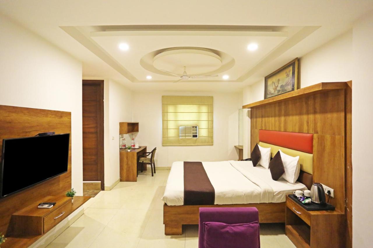 Hotel Sm Suits Near Delhi Airport-Unit By Grand Urban Luxury Nova Deli Exterior foto