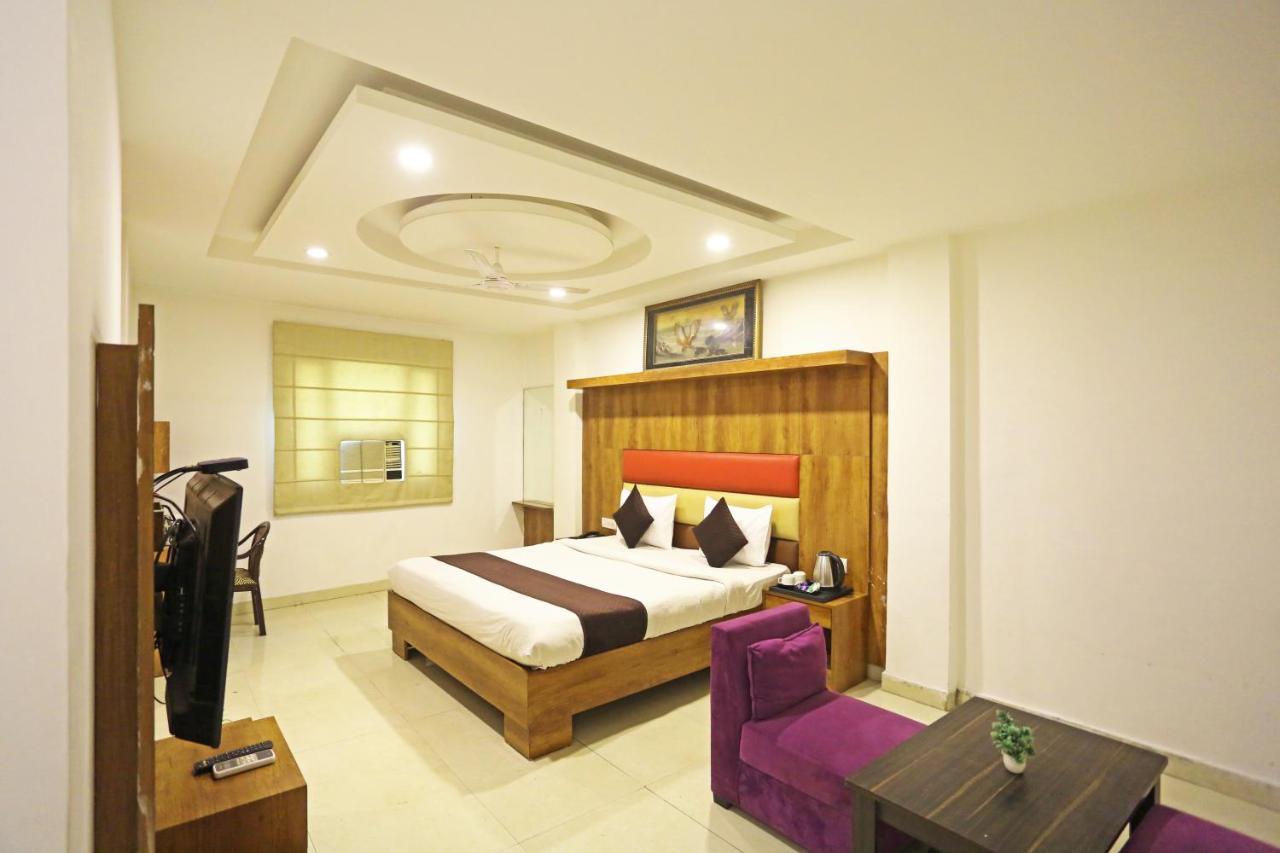 Hotel Sm Suits Near Delhi Airport-Unit By Grand Urban Luxury Nova Deli Exterior foto
